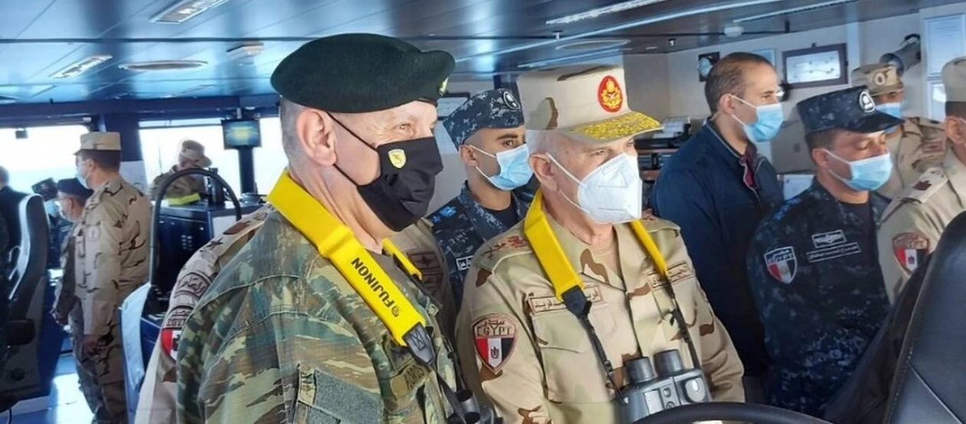 Γιατί ο Αρχηγός ΓΕΕΘΑ ζήτησε επαγρύπνηση από Ναυτικό, Αεροπορία και Στρατό Ξηράς